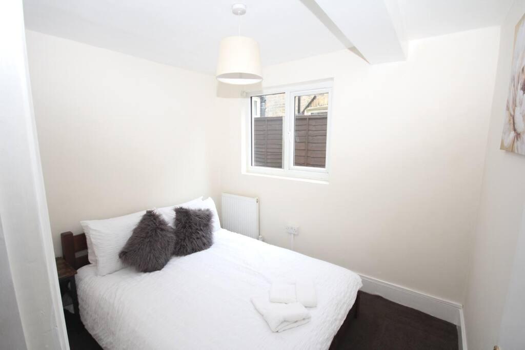 Willesden Lodge ロンドン エクステリア 写真